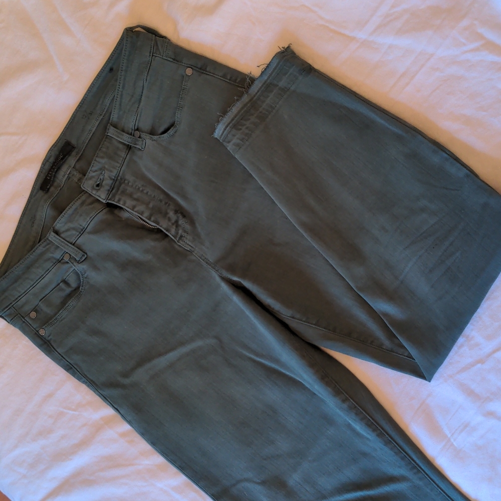 Liverpool cropped green denim